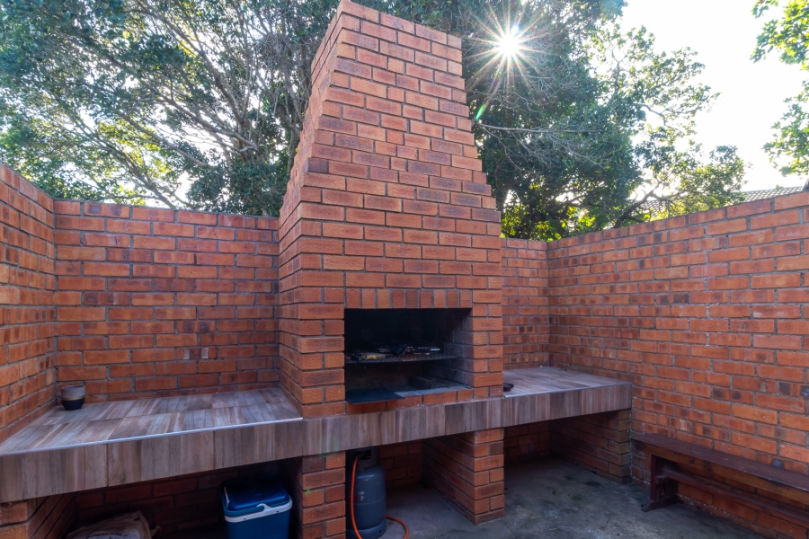 3 Bedroom Property for Sale in Seafield Eastern Cape
